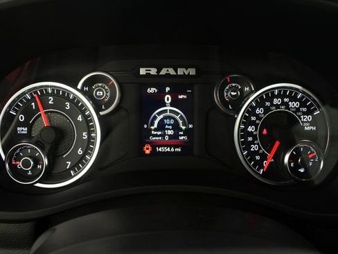 Used 2024 RAM 2500 Big Horn w/ Bed Utility Group image 11