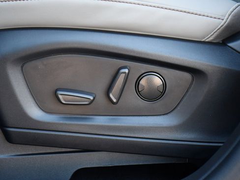 Used 2026 Ford Explorer Active w/ Active Comfort Package image 14