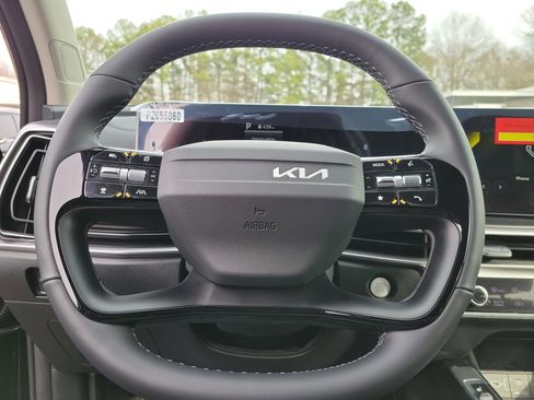 New 2026 Kia Sorento S FWD image 22