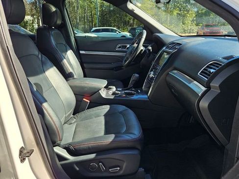 Used 2017 Ford Explorer Sport w/ Equipment Group 401A image 15