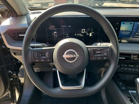 New 2026 Nissan Kicks SV FWD image 24