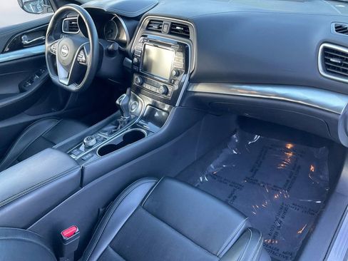 Used 2023 Nissan Maxima SV w/ Floor Mat Group image 26