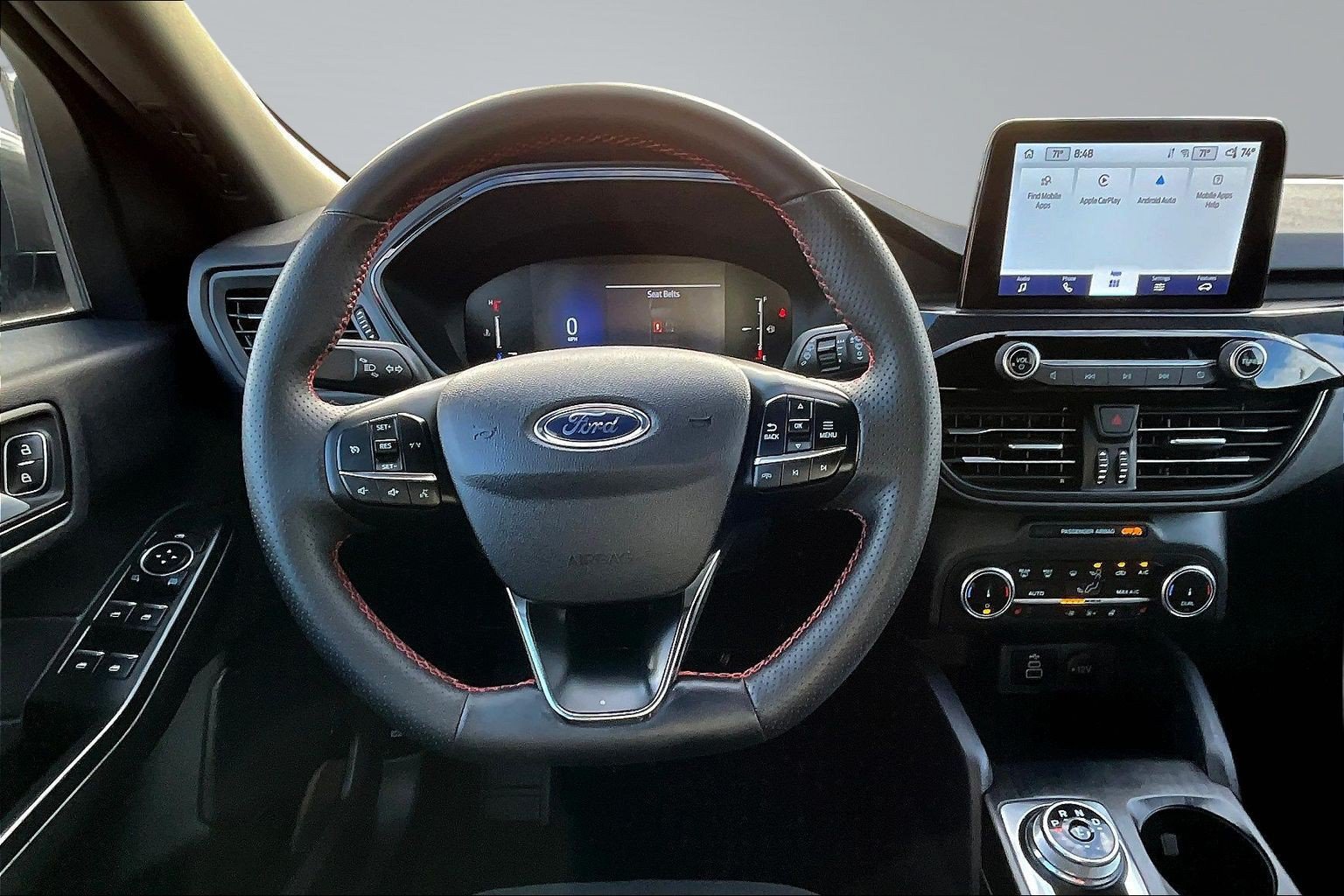 Used 2025 Ford Escape ST-Line Select AWD/4WD image 9