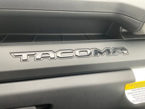New 2026 Toyota Tacoma SR AWD/4WD image 18