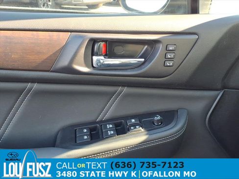 Used 2019 Subaru Outback 2.5i Limited w/ Popular Package #2 image 23