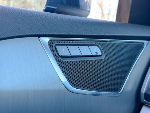 Used 2022 Volvo XC90 T5 Momentum w/ Climate Package image 32