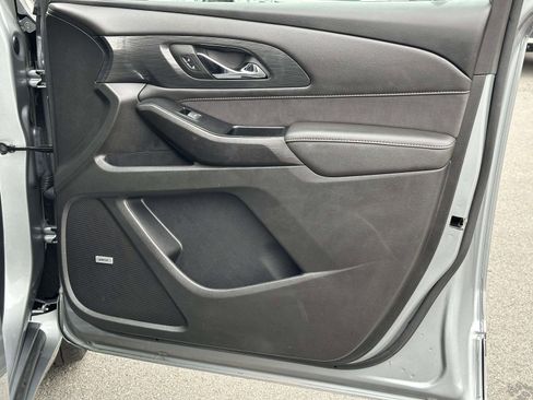 Used 2023 Chevrolet Traverse High Country w/ LPO, Floor Liner Package image 27