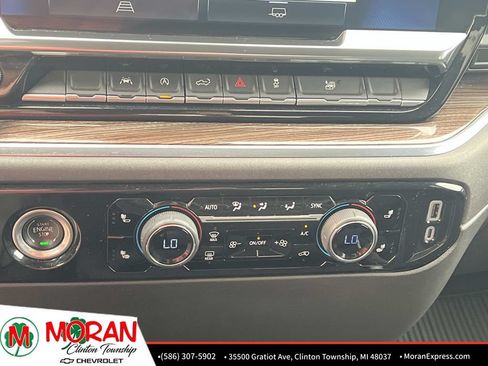 Used 2024 Chevrolet Silverado 1500 LT AWD/4WD image 22