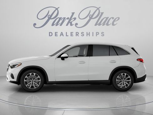 Certified 2026 Mercedes-Benz GLC 300 image 6