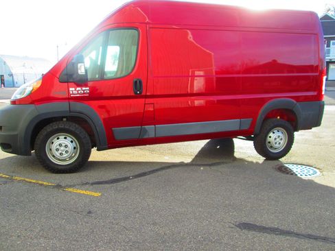 Used 2018 RAM ProMaster 1500 image 4