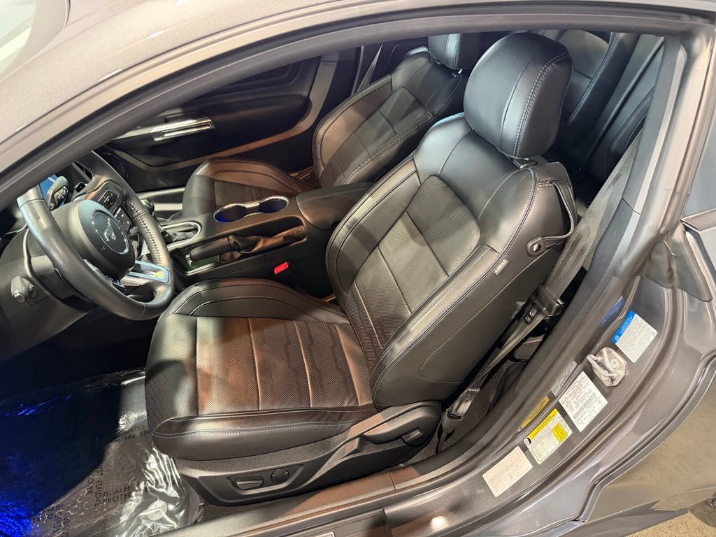 Used 2021 Ford Mustang GT Premium w/ GT Performance Package RWD image 12