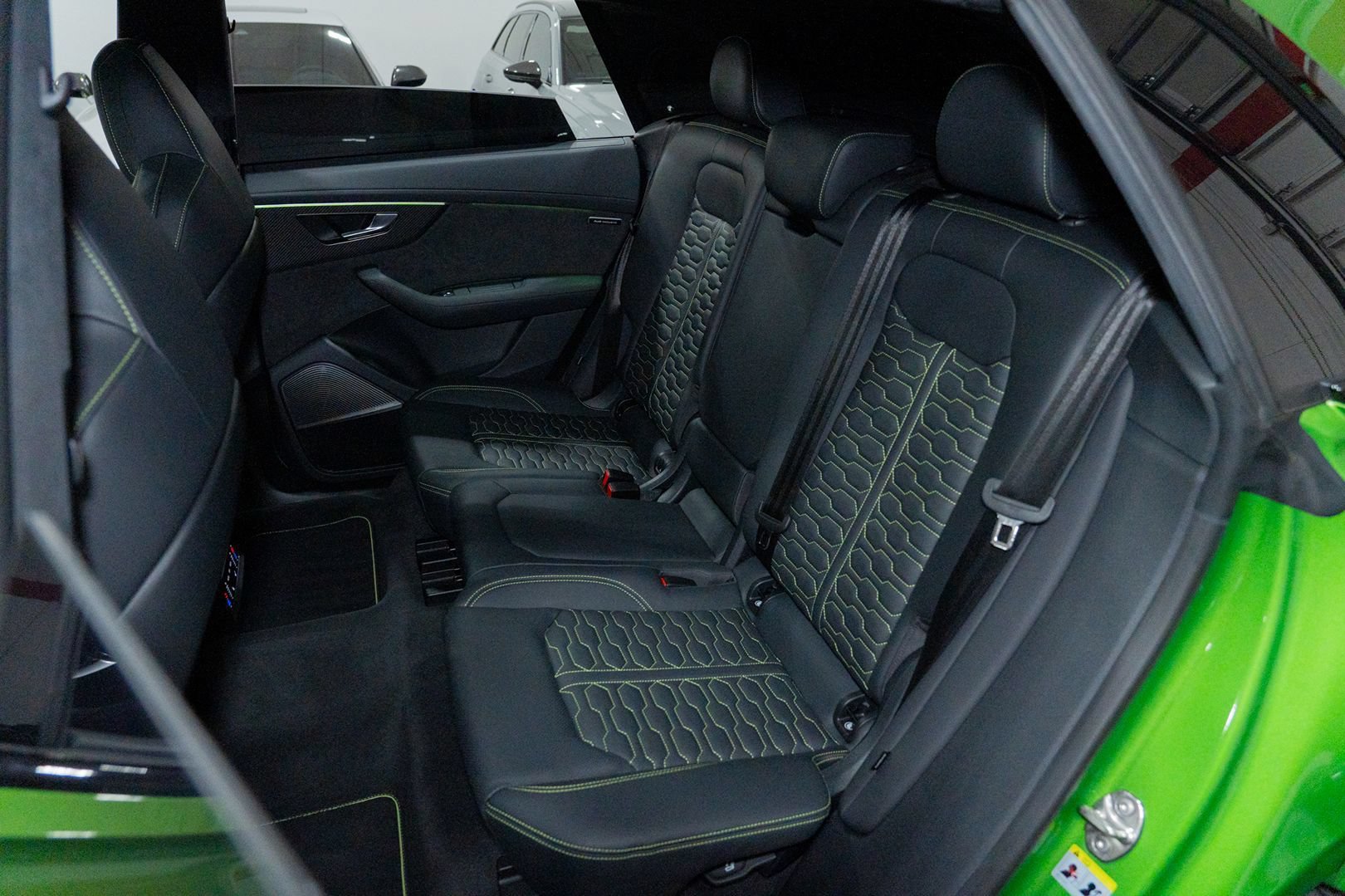 Used 2023 Audi RS Q8 w/ Black Optic Package AWD/4WD image 30