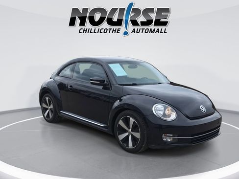 Used 2012 Volkswagen Beetle 2.0T FWD image 2