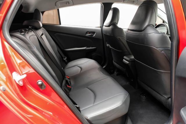Used 2017 Toyota Prius Three Touring w/ Carpet Mat Package FWD image 38