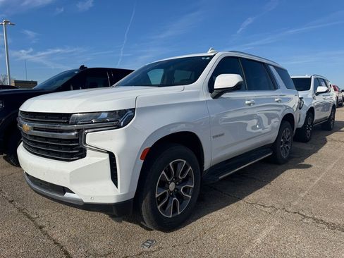 Used 2024 Chevrolet Tahoe LT w/ Luxury Package image 1