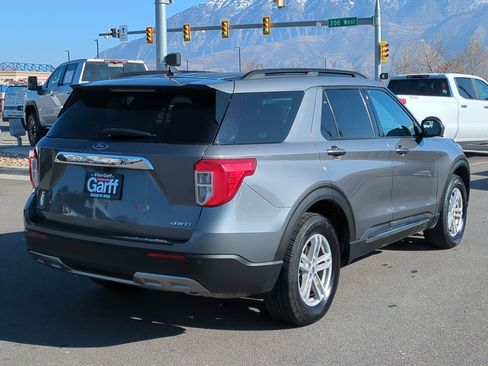 Used 2023 Ford Explorer XLT w/ Equipment Group 202A image 3