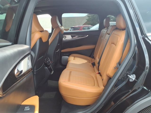 Used 2023 Lincoln Nautilus Black Label w/ Cargo Utility Package AWD/4WD image 25