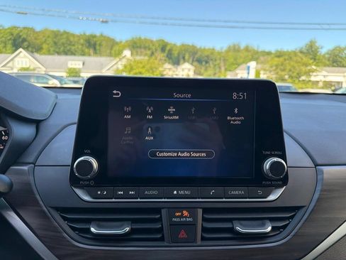 Used 2023 Nissan Altima 2.5 SV AWD/4WD image 29