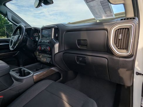 Used 2021 Chevrolet Silverado 2500 LT w/ Texas Edition AWD/4WD image 22