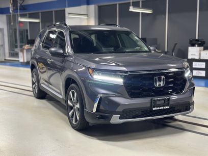 New 2025 Honda Pilot Touring
