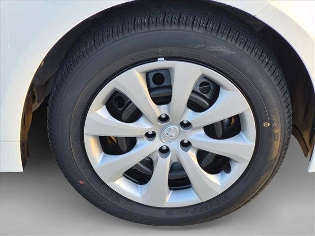 New 2027 Toyota Corolla LE FWD image 9