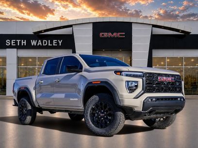New 2026 GMC Canyon Elevation w/ Convenience Package