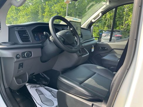 New 2026 Ford Transit 250 Low Roof RWD image 13