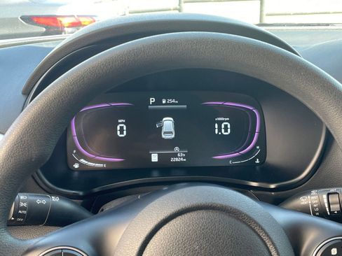 Used 2025 Kia Soul LX w/ LX Technology Package image 38