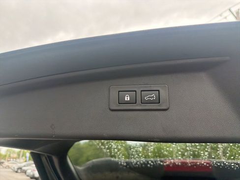 Used 2024 Subaru Outback Limited AWD/4WD image 14