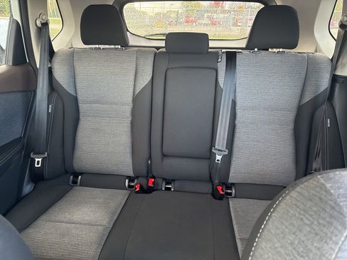 Used 2023 Nissan Rogue SV image 16