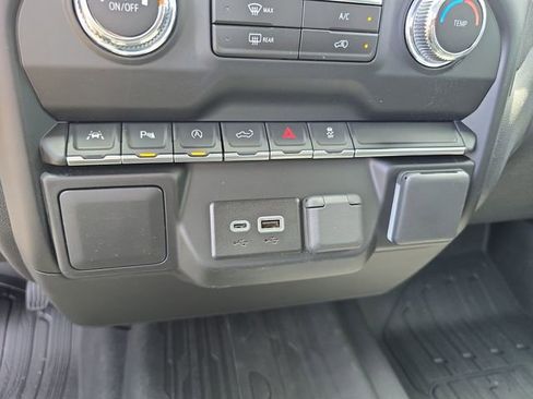 New 2026 GMC Sierra 1500 Pro AWD/4WD image 18