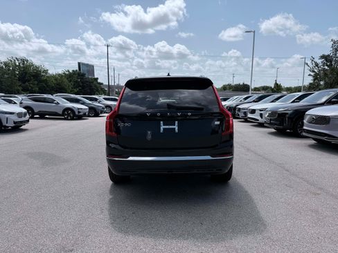 Certified 2024 Volvo XC90 T8 Plus AWD/4WD image 5