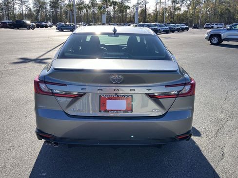 New 2026 Toyota Camry SE image 4