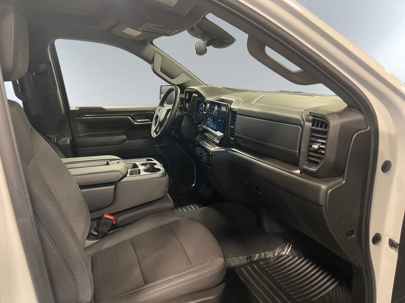 Used 2023 Chevrolet Silverado 1500 LT AWD/4WD image 20
