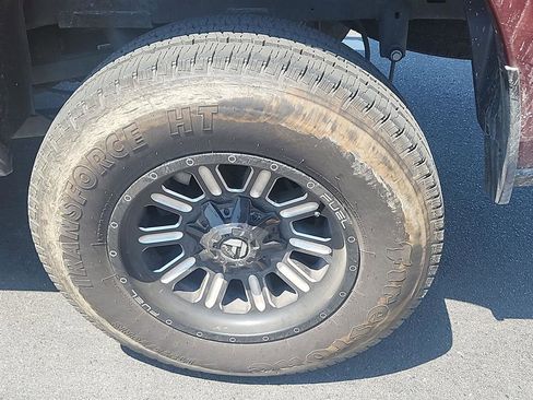 Used 2024 RAM 2500 Tradesman w/ Chrome Appearance Group AWD/4WD image 8