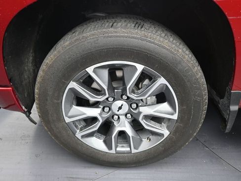 Used 2025 Chevrolet Silverado 1500 RST RWD image 9