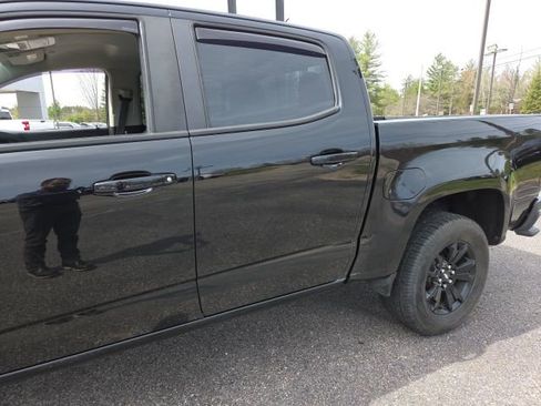 Used 2021 Chevrolet Colorado Z71 w/ Z71 Midnight Edition image 37