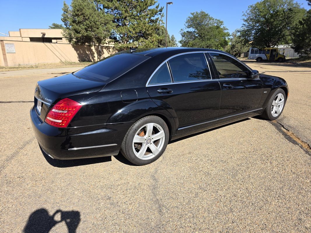 Used 2012 Mercedes-Benz S 550 4MATIC image 8