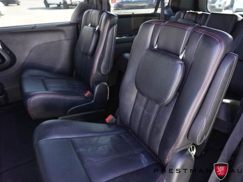 Used 2017 Dodge Grand Caravan GT image 38