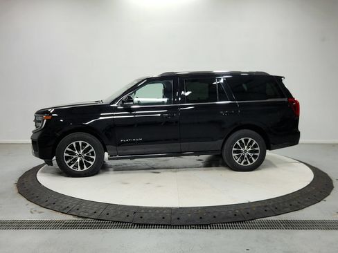 Used 2025 Ford Expedition Platinum AWD/4WD image 5
