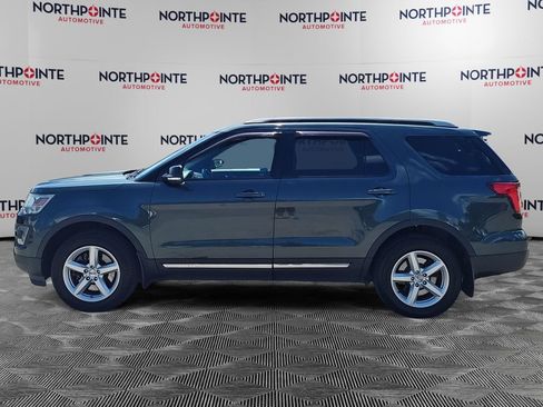 Used 2016 Ford Explorer XLT w/ Equipment Group 201A AWD/4WD image 3