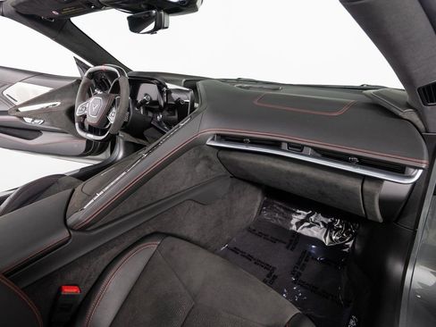 Used 2023 Chevrolet Corvette Z06 image 38