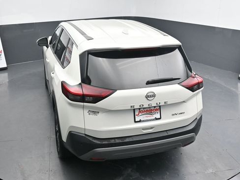 Used 2023 Nissan Rogue SV image 29