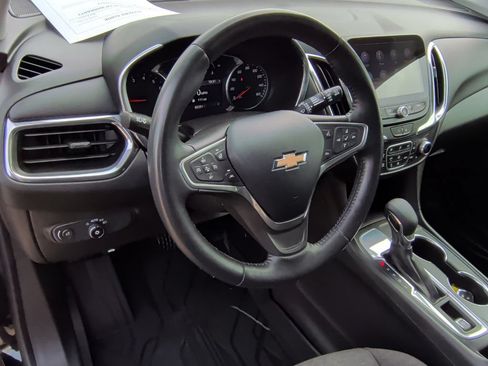 Used 2022 Chevrolet Equinox LT FWD image 14