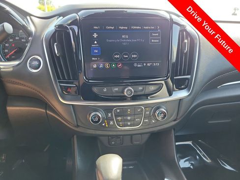 Used 2023 Chevrolet Traverse RS w/ LPO, Floor Liner Package FWD image 15