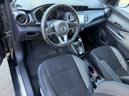 Used 2018 Nissan Kicks S w/ Interior Electronics Package image 18