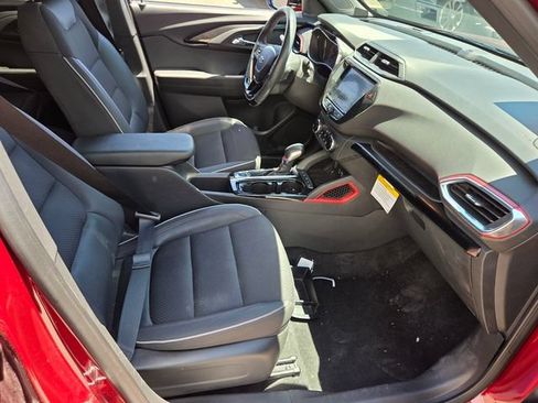 Certified 2023 Chevrolet TrailBlazer RS w/ Convenience Package FWD image 13