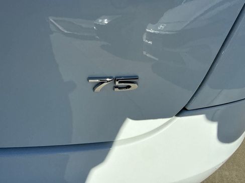 Used 2016 Tesla Model S RWD image 14