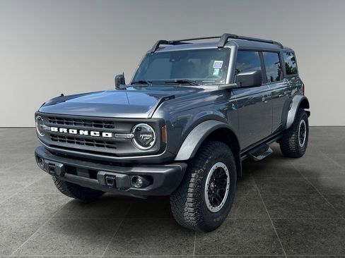 Used 2024 Ford Bronco Black Diamond w/ Sasquatch Package AWD/4WD image 4