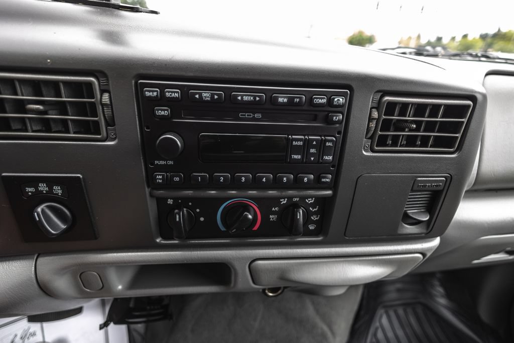 Used 2002 Ford F250 XLT AWD/4WD image 13
